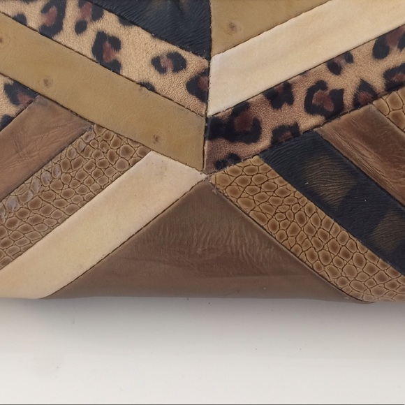 Great hand crafted animal print clutch/wallet! - Picture 2 of 4